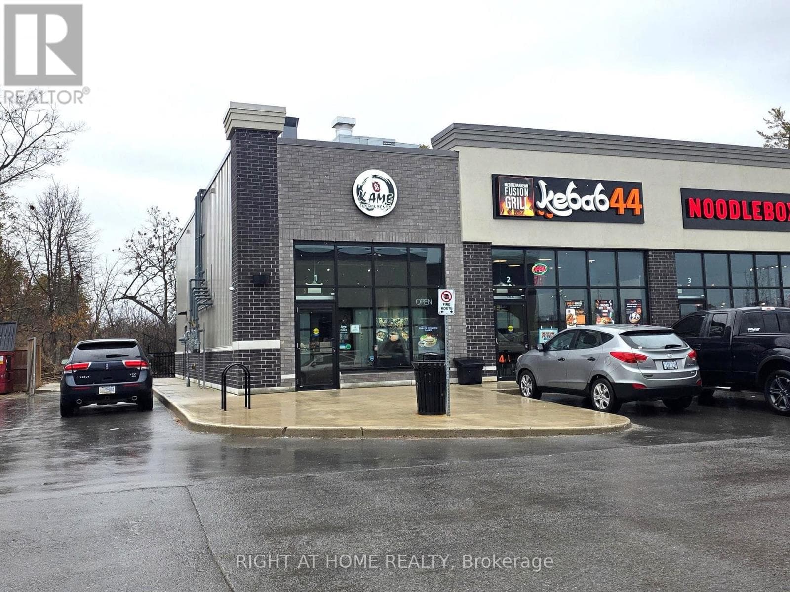 business at E10 - 1117 MIDLAND AVENUE — $369,000