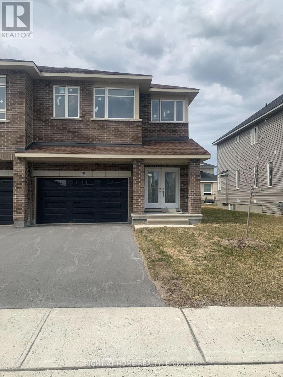 4 bed 3 bath single family at 15 WYLIE WAY — $668,000