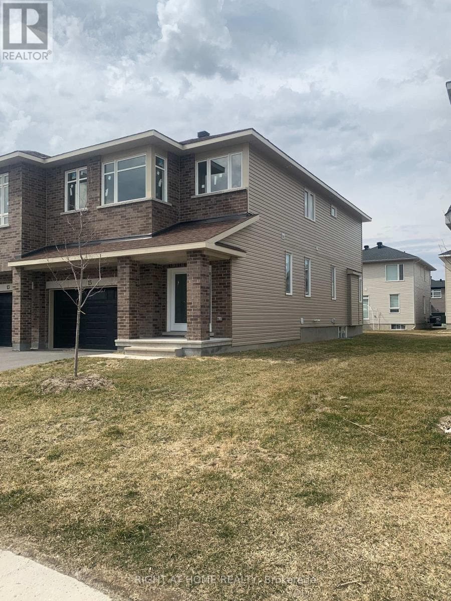15 WYLIE WAY photo 2