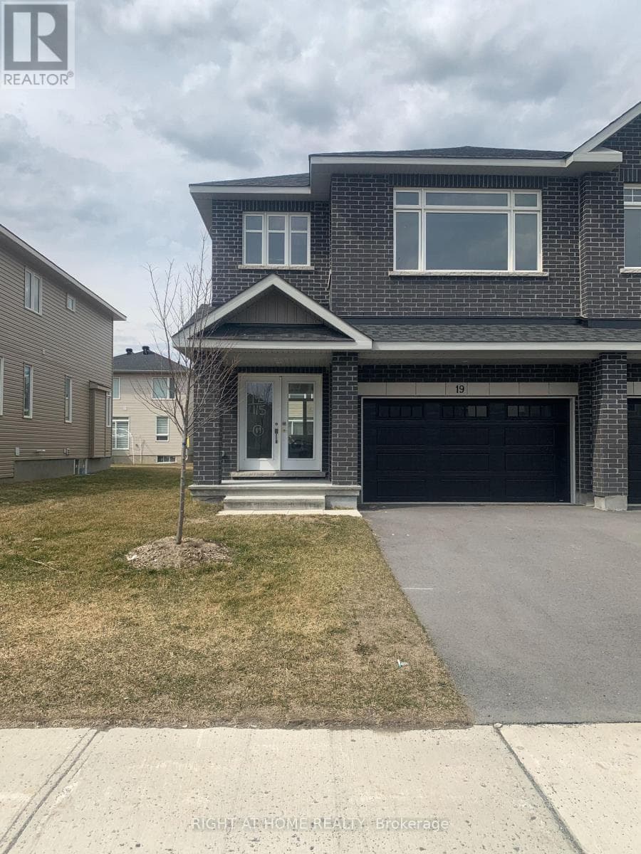 4 bed 3 bath single family at 19 WYLIE WAY — $668,000