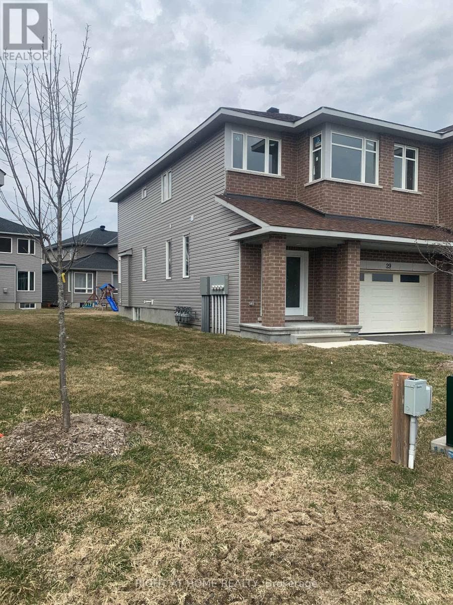 29 WYLIE WAY photo 2
