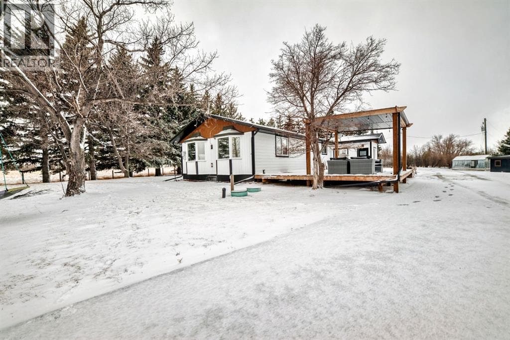 4 bed 3 bath single family at 234081 Range Road 253 — $1,199,999