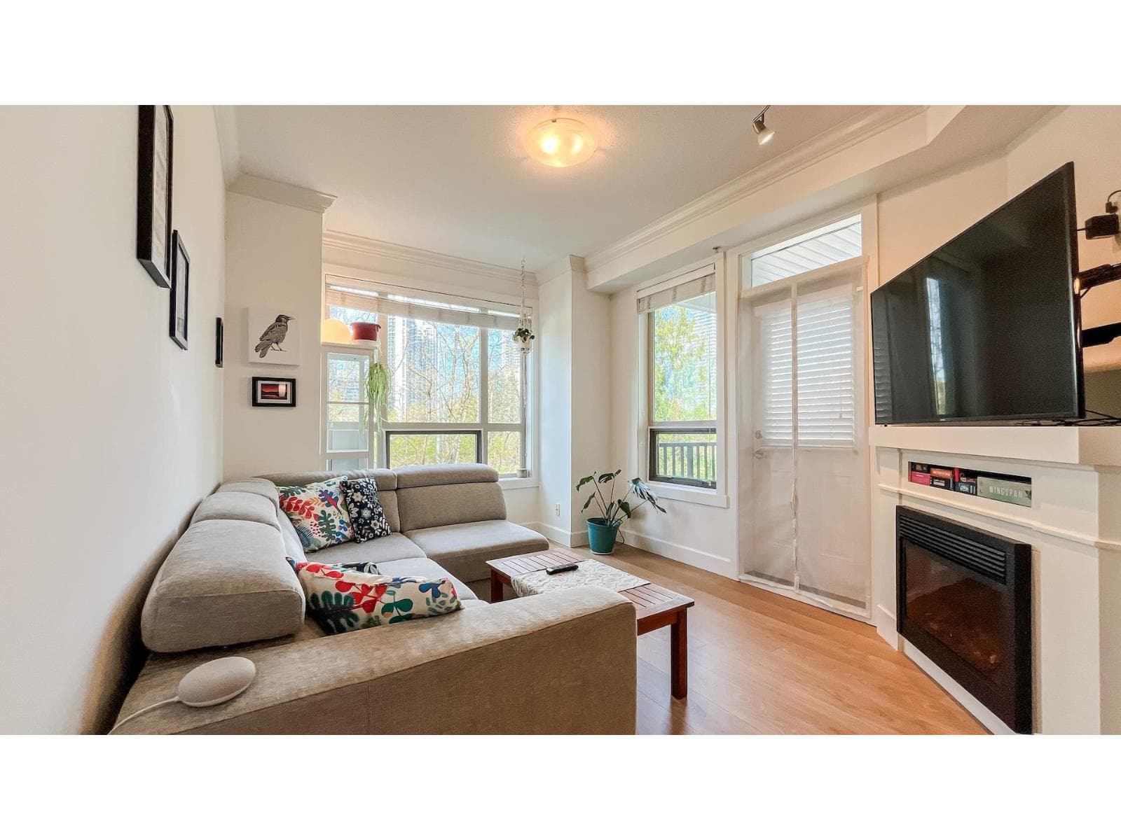301 13897 FRASER HIGHWAY photo 2