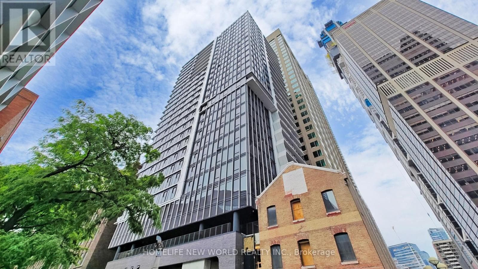 2 bed 2 bath single family at 1908 - 771 YONGE STREET — $859,000