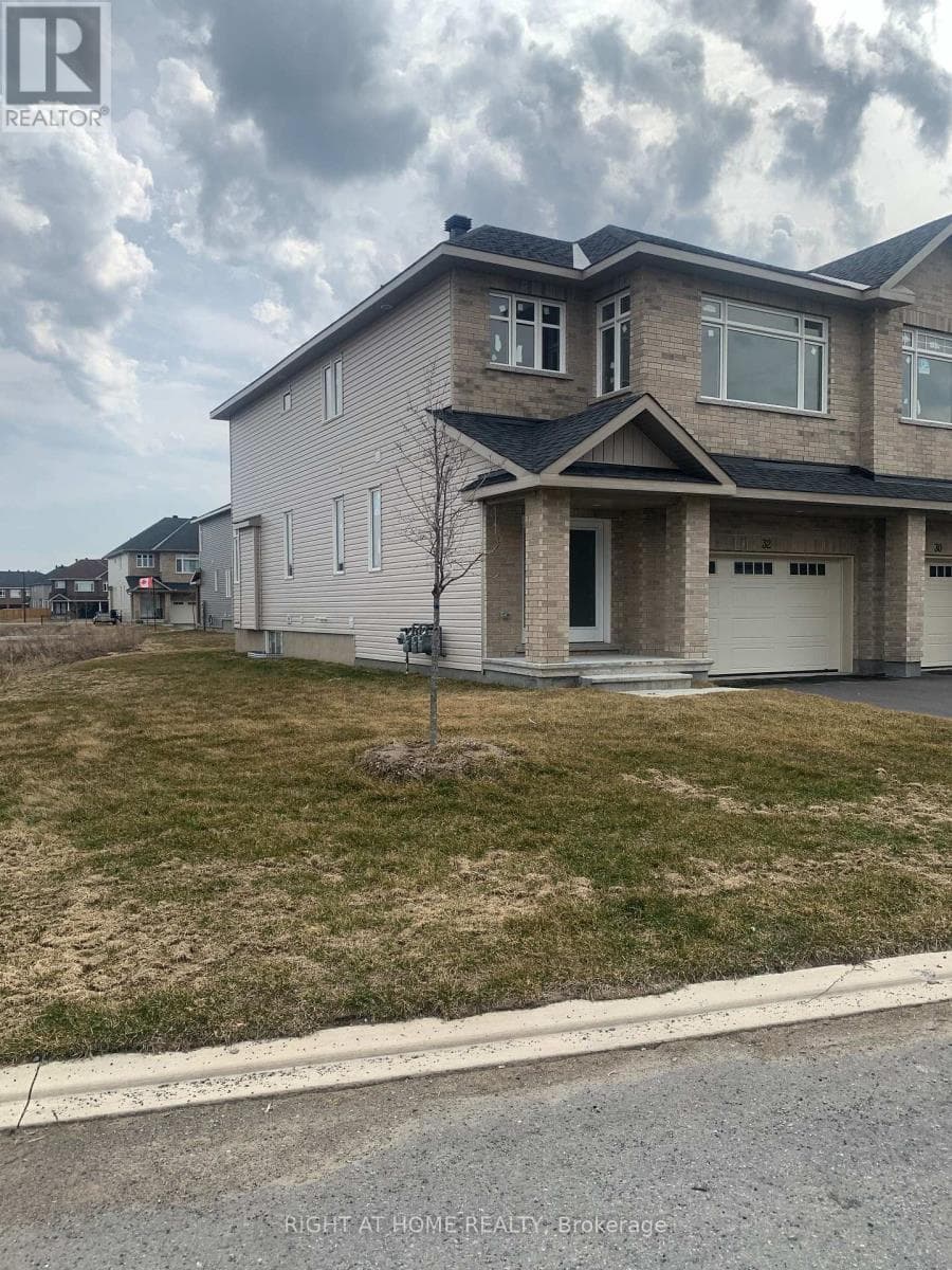 32 WYLIE WAY photo 2