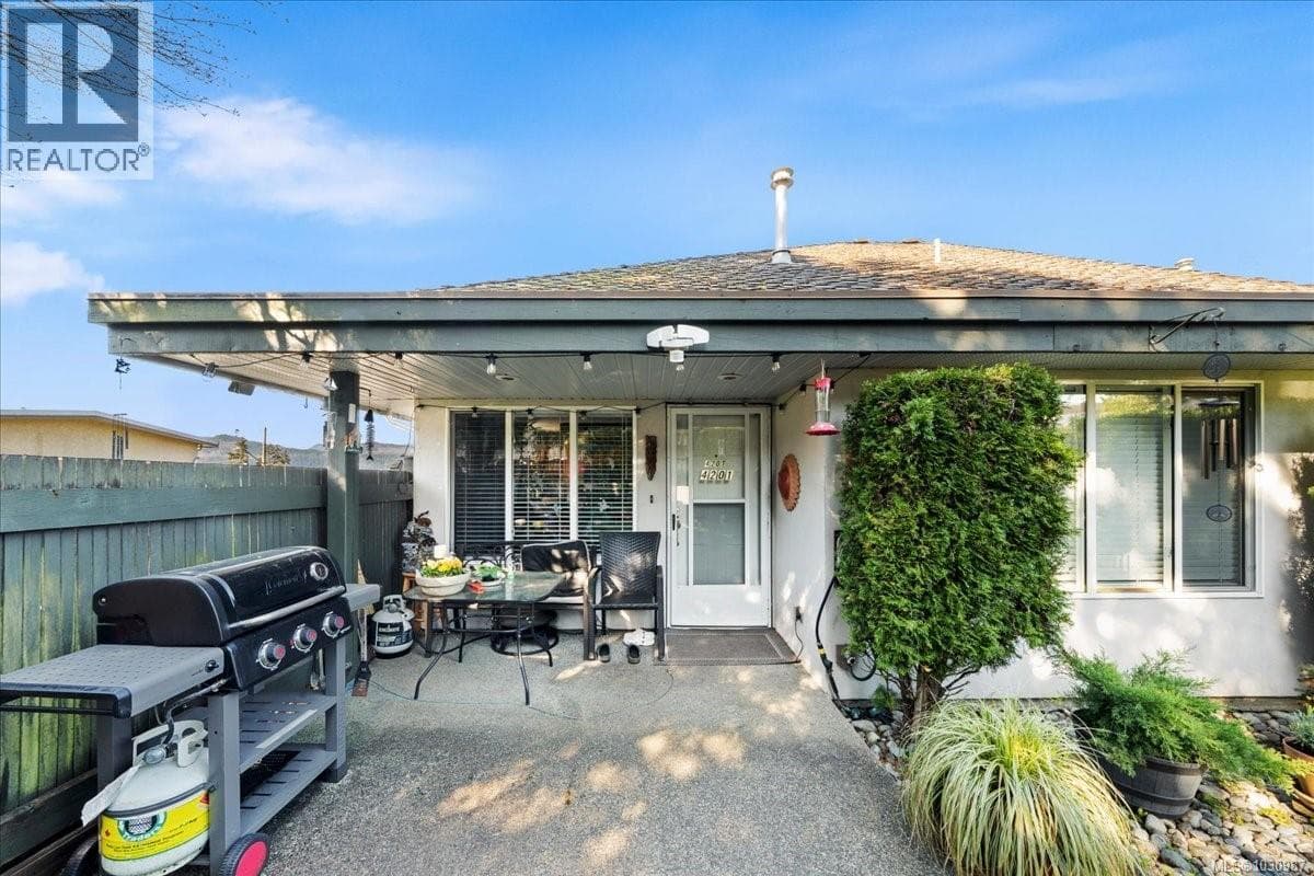4201 KENDALL Ave photo 3