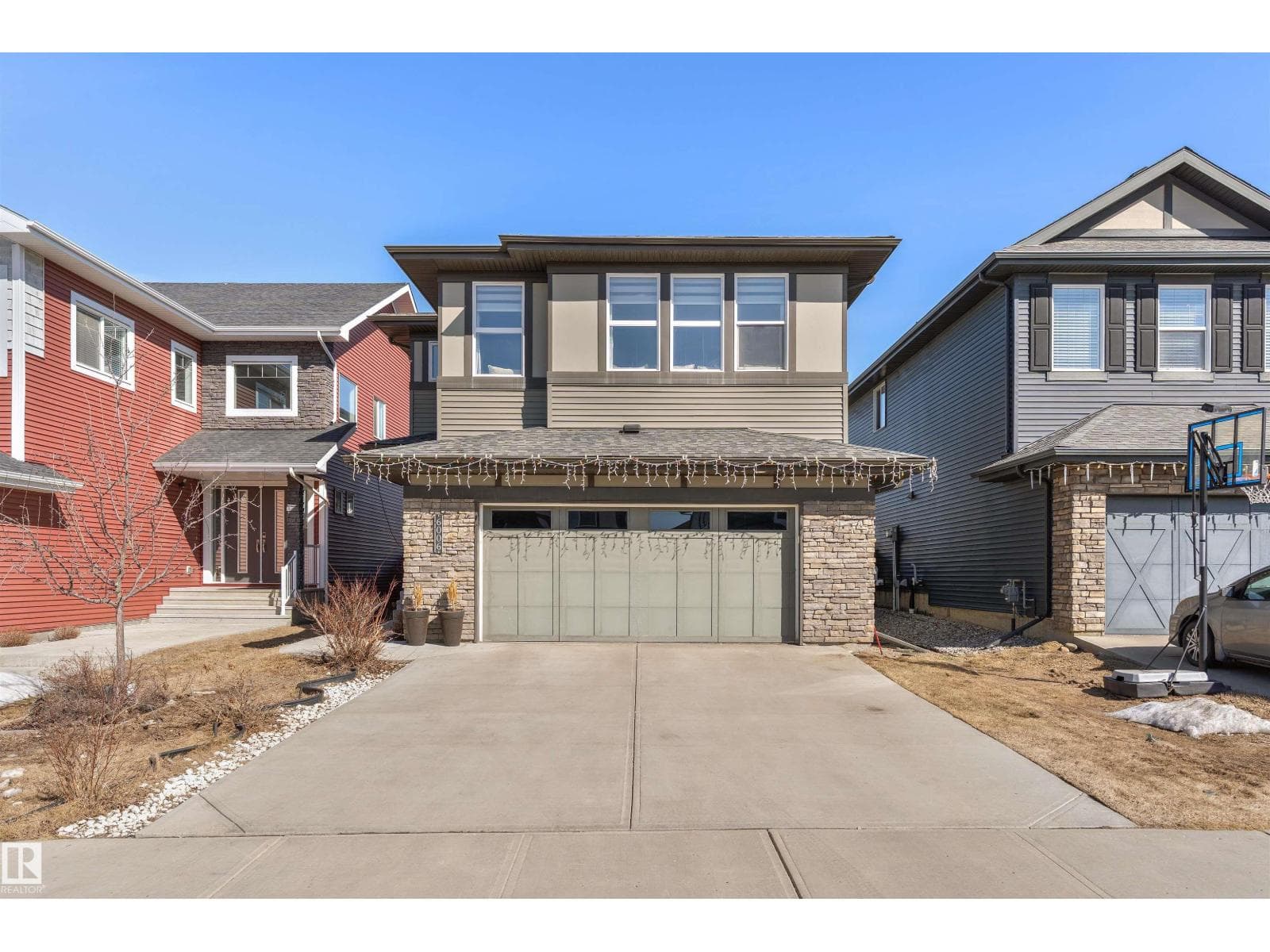 4 bed 4 bath single family at 6006 19A AV SW — $665,500