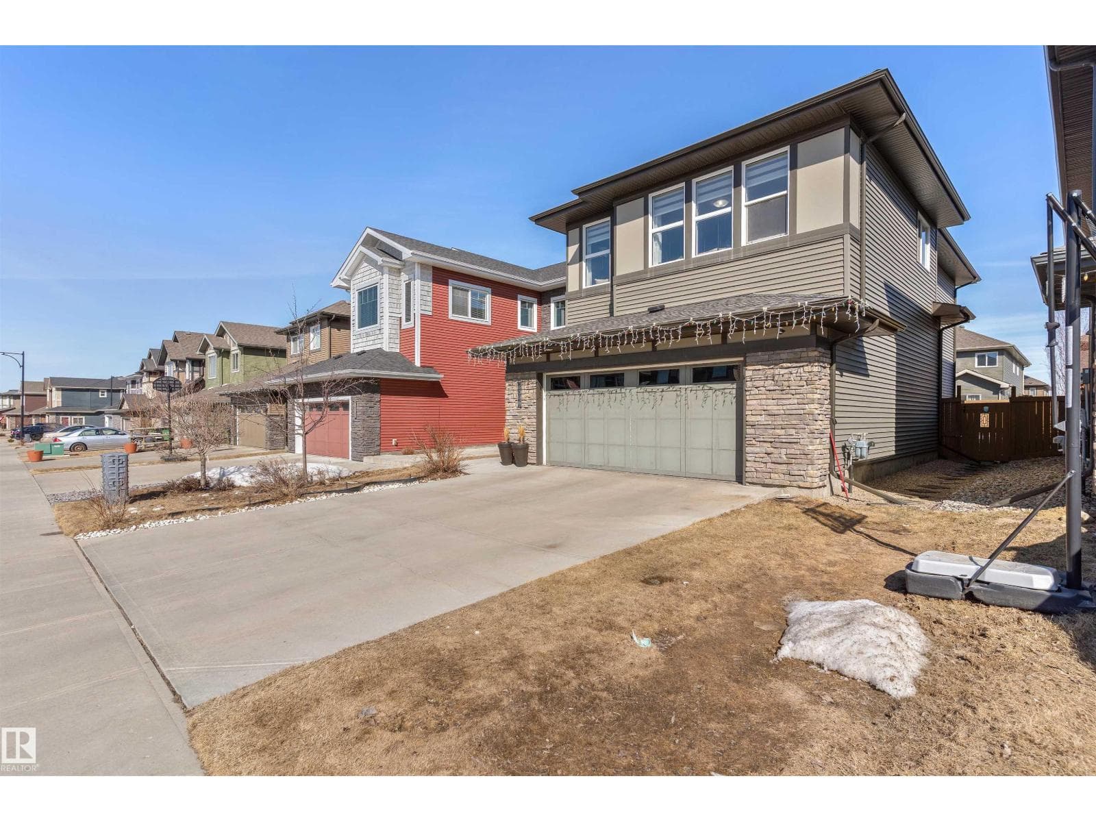 6006 19A AV SW photo 3