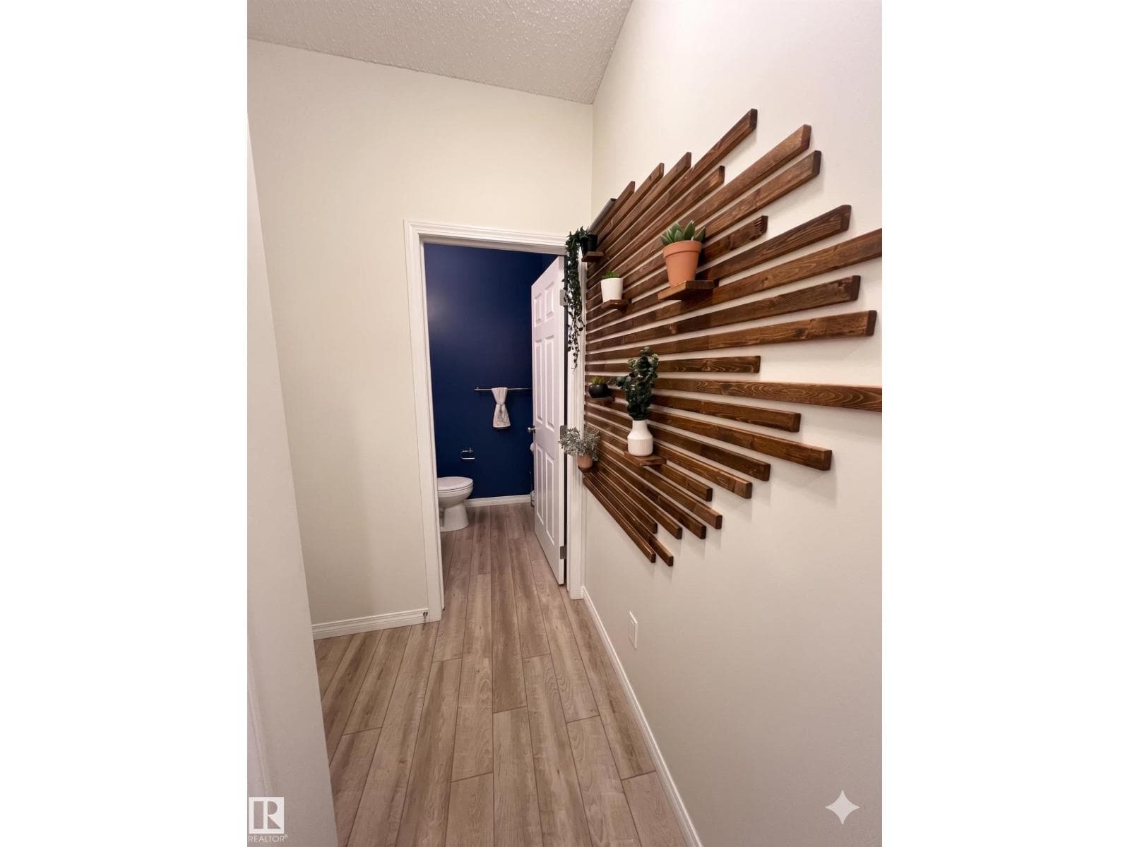 2763 COLLINS CR SW photo 4
