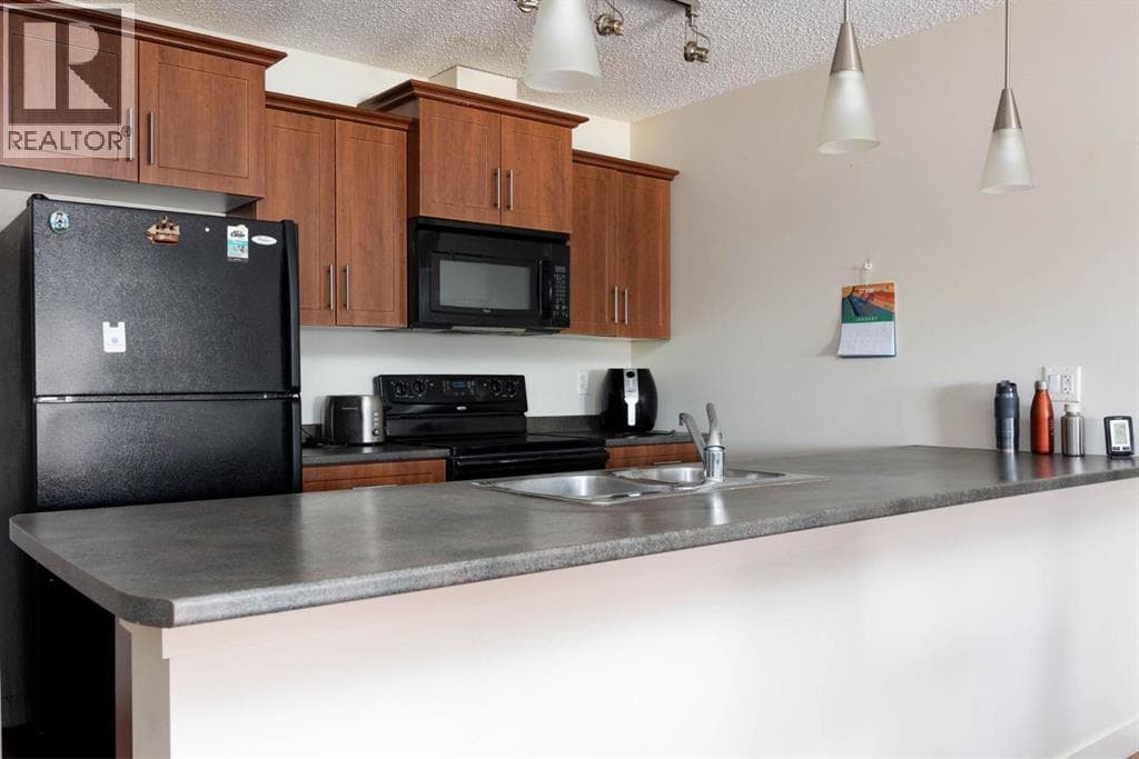 2303, 135B Sandpiper Road photo 3