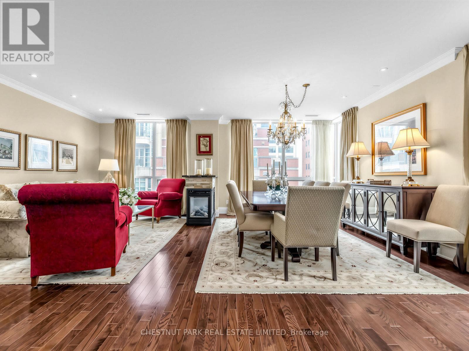 3 bed 2 bath single family at 901 - 55 DELISLE AVENUE — $1,599,000
