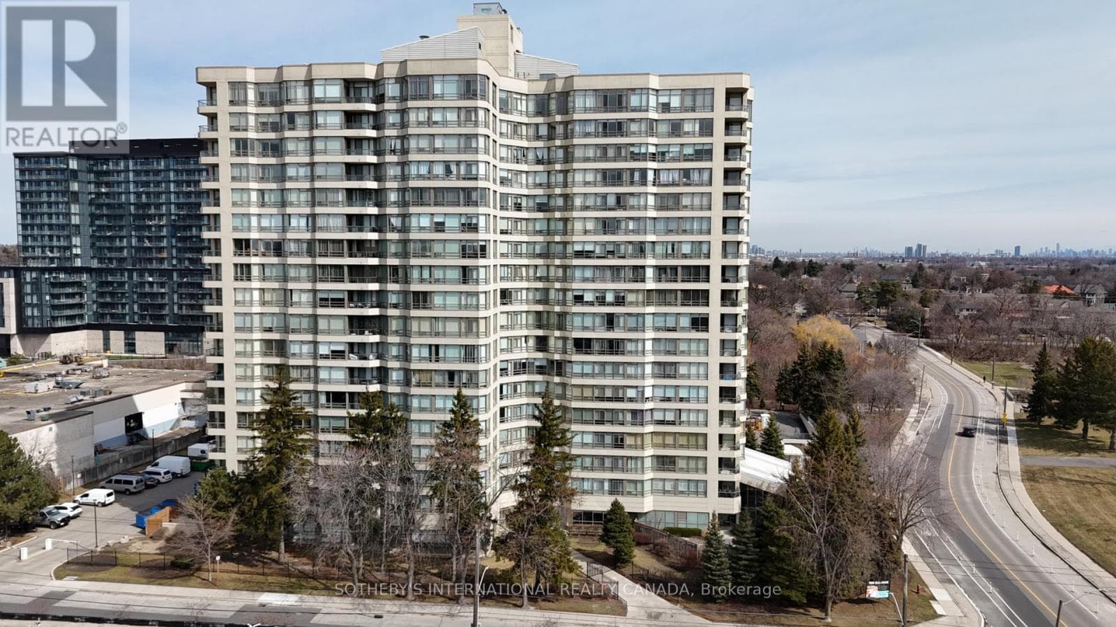 2 bed 2 bath single family at 1512 - 75 KING STREET E — $499,999