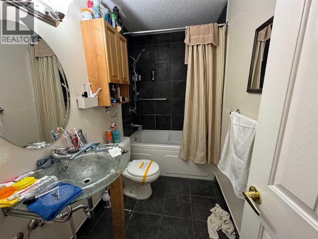 47, 3705 Fonda Way SE photo 3