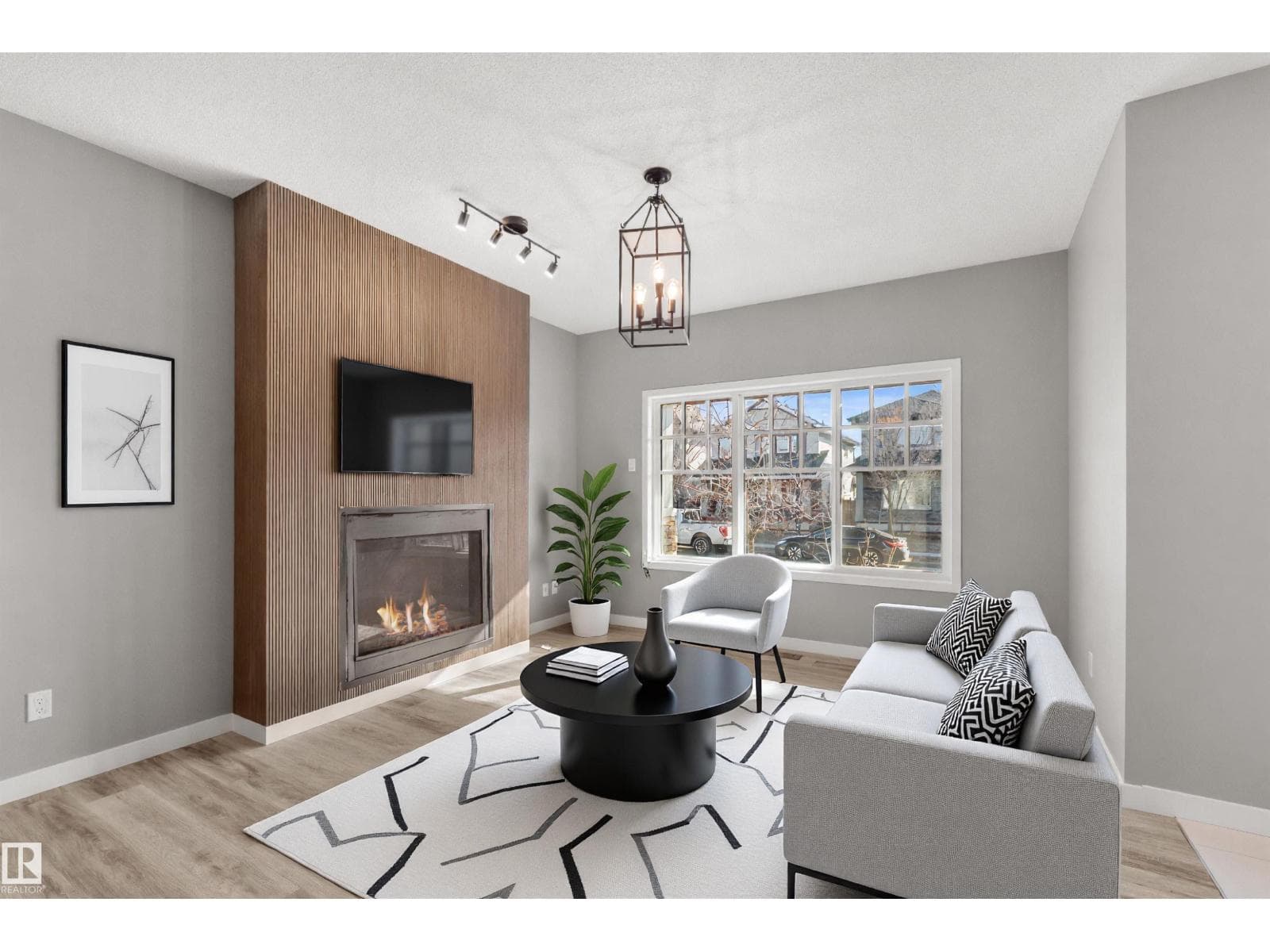 4016 ALLAN CR SW photo 2