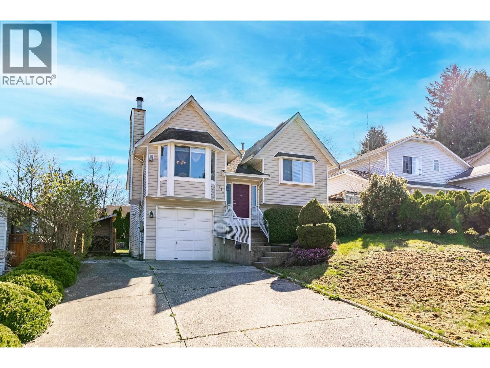 2934 HECKBERT PLACE photo 2