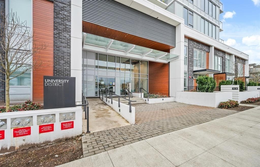 906 13428 105 AVENUE photo 2