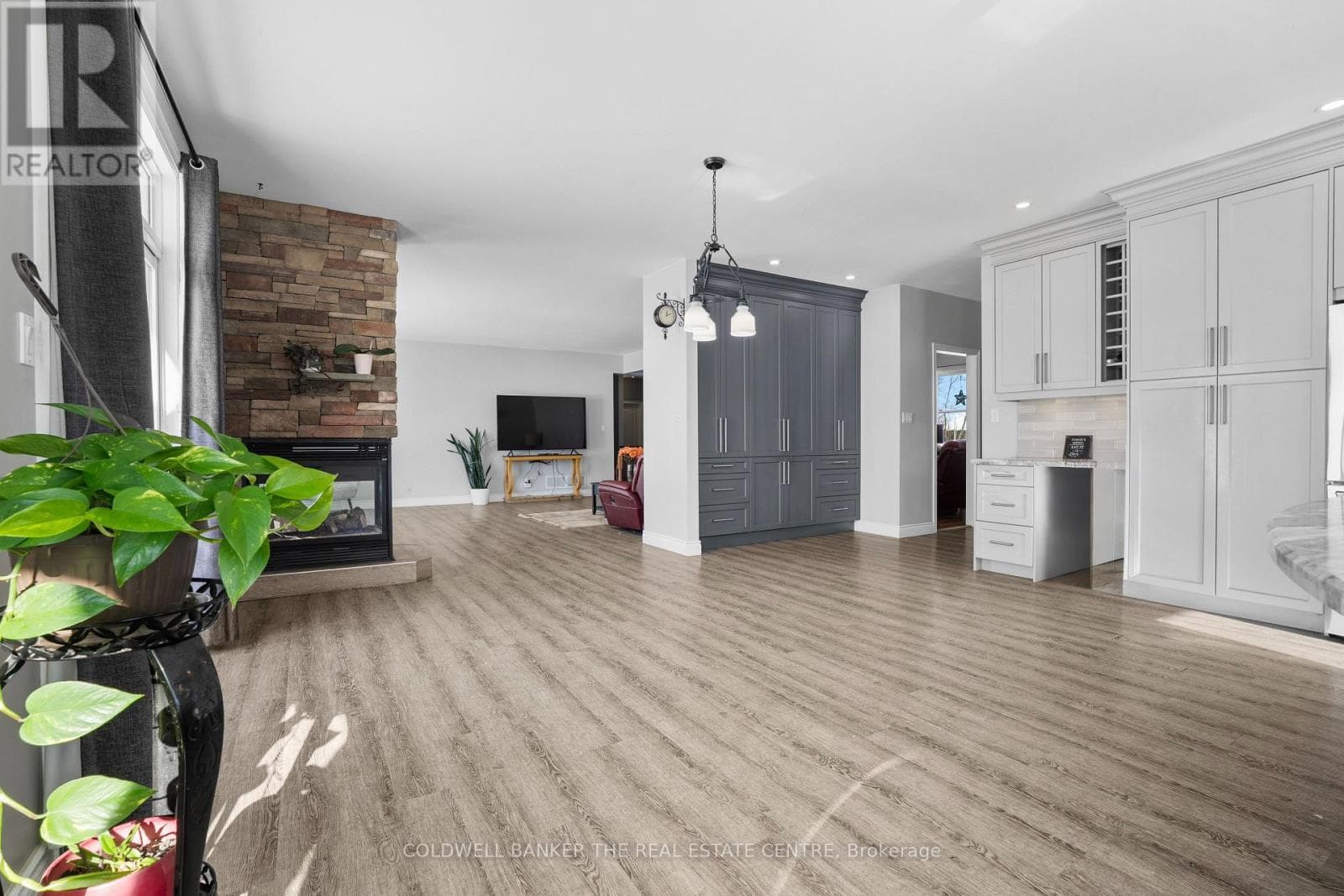 15970 MARSH HILL ROAD photo 10