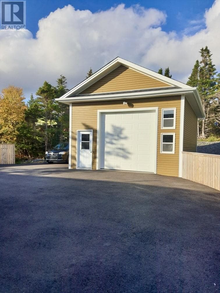 43 Markland Road photo 2