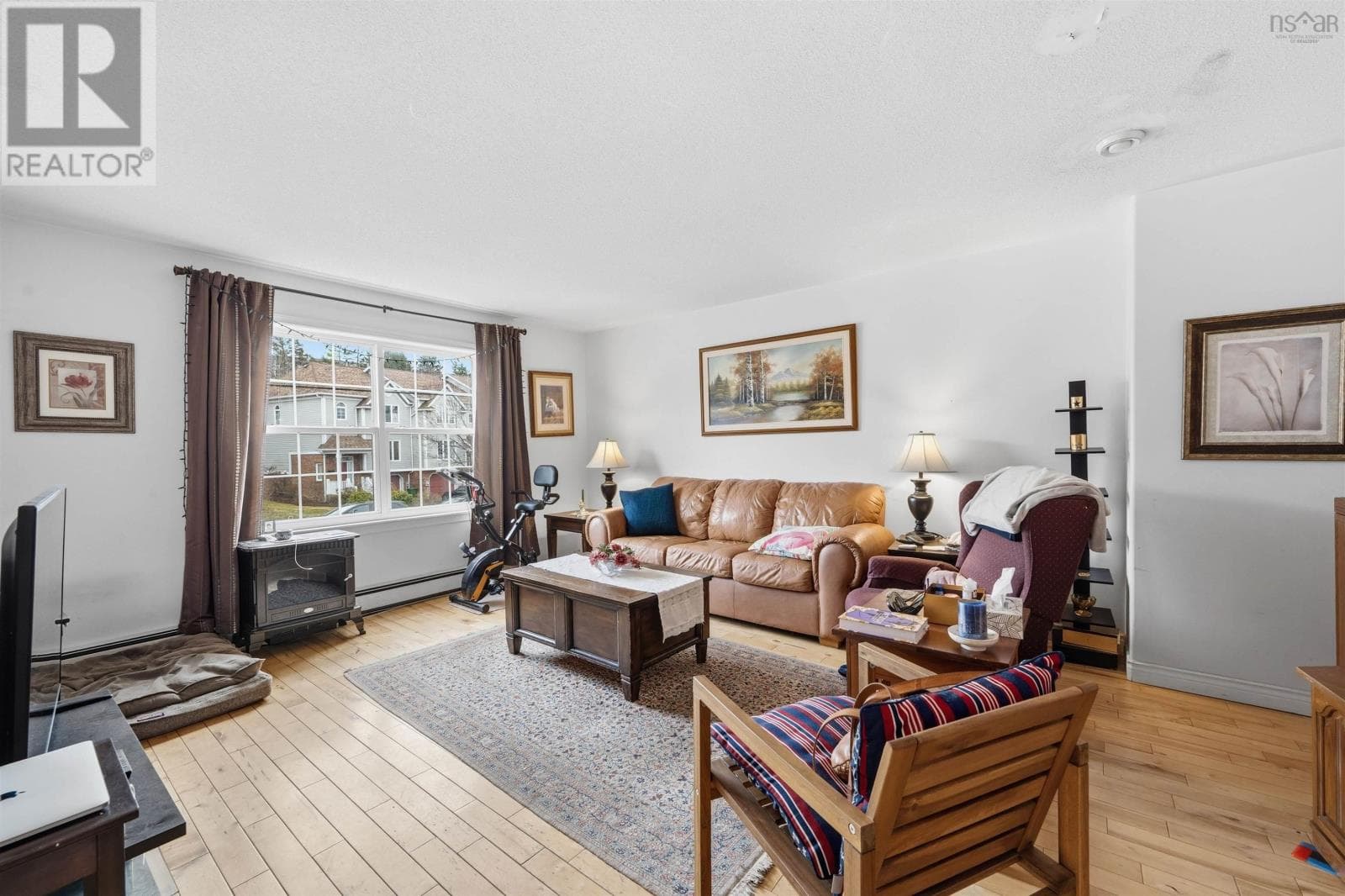 23 Stratford Way photo 4