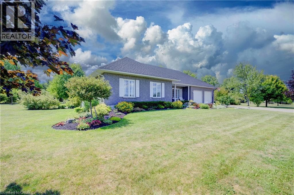 17 MINTO PINES Road photo 4