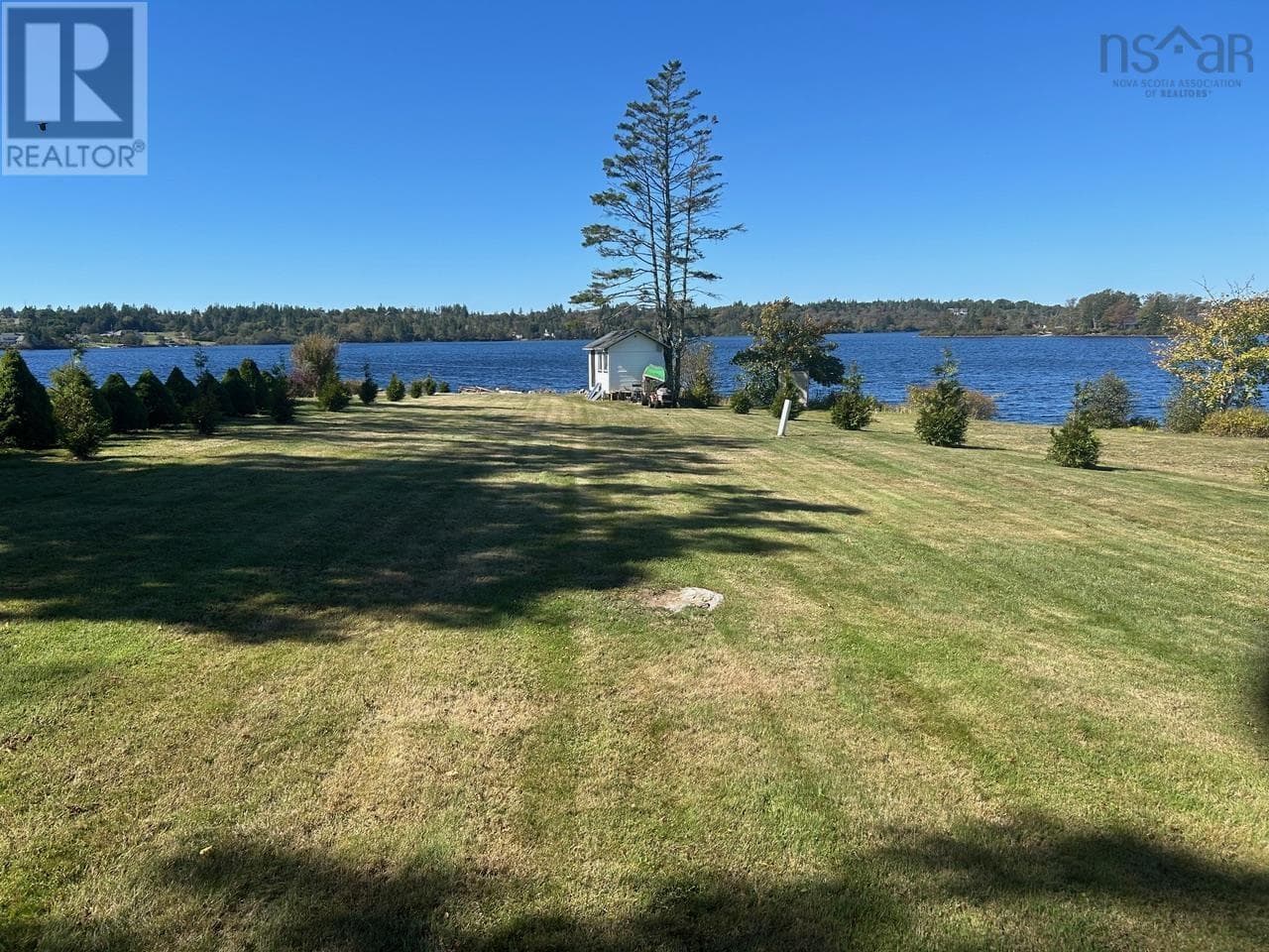 5 bed 2 bath single family at 727 Highway 1 — $625,000