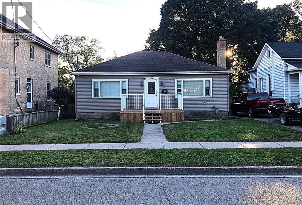 4 bed 2 bath single family at 80 ROSEVIEW Avenue — $599,900