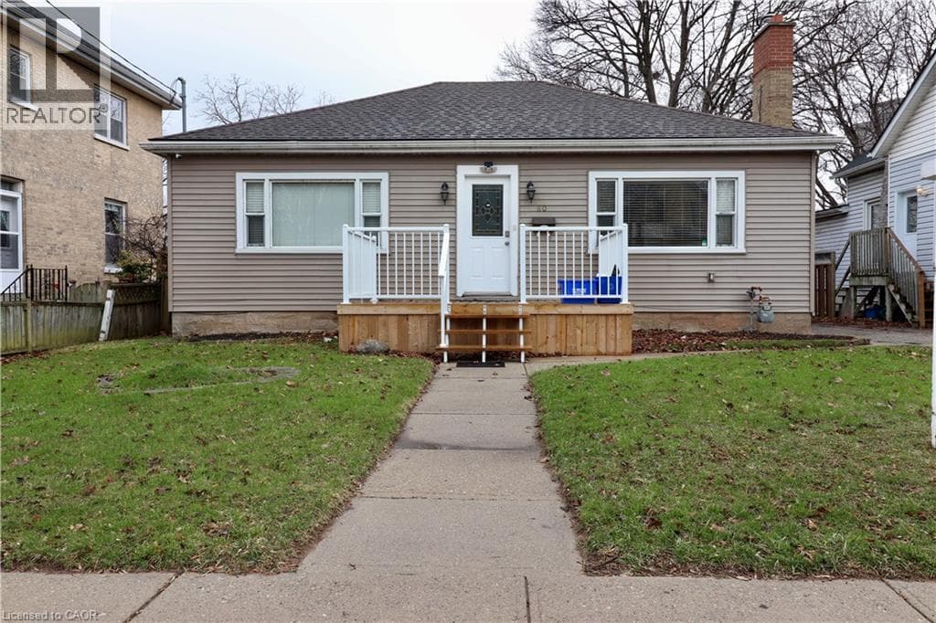 80 ROSEVIEW Avenue photo 2