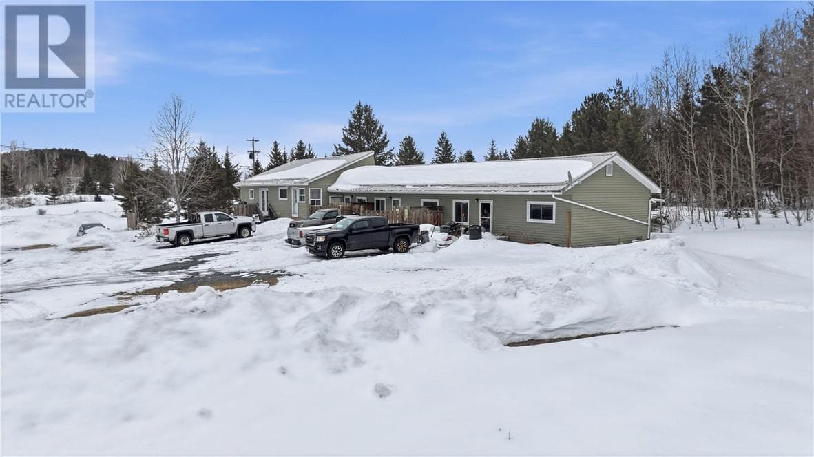 5099 Regional Road 55 photo 4