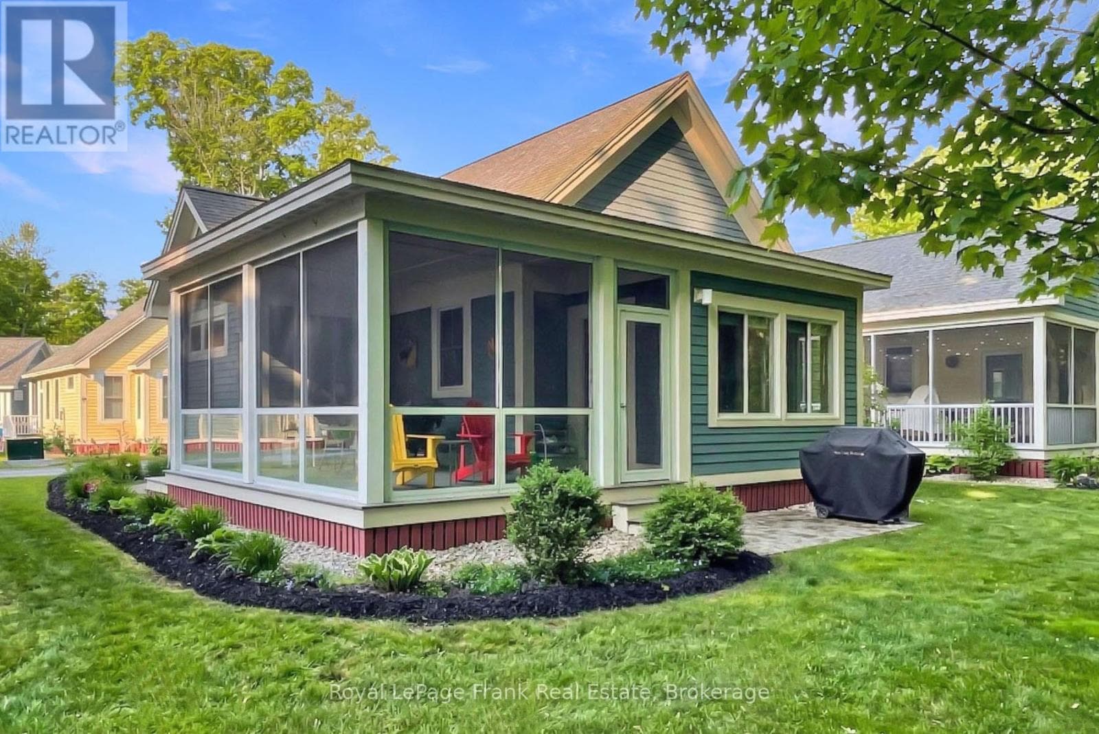 2 bed 2 bath vacant land at 203 - 40 HOLLOW LANE — $485,000