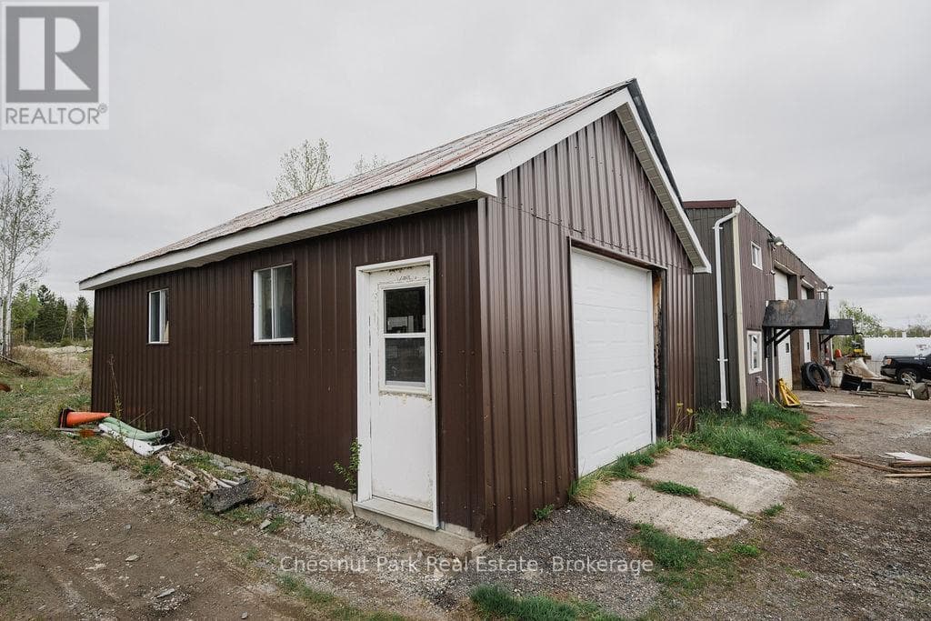 35 NIVEN STREET S photo 5