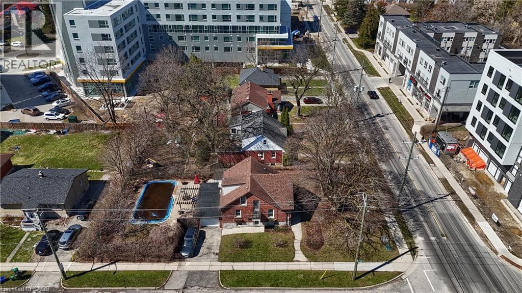 4 bed 2 bath single family at 285 ALBERT Street — $1,500,000
