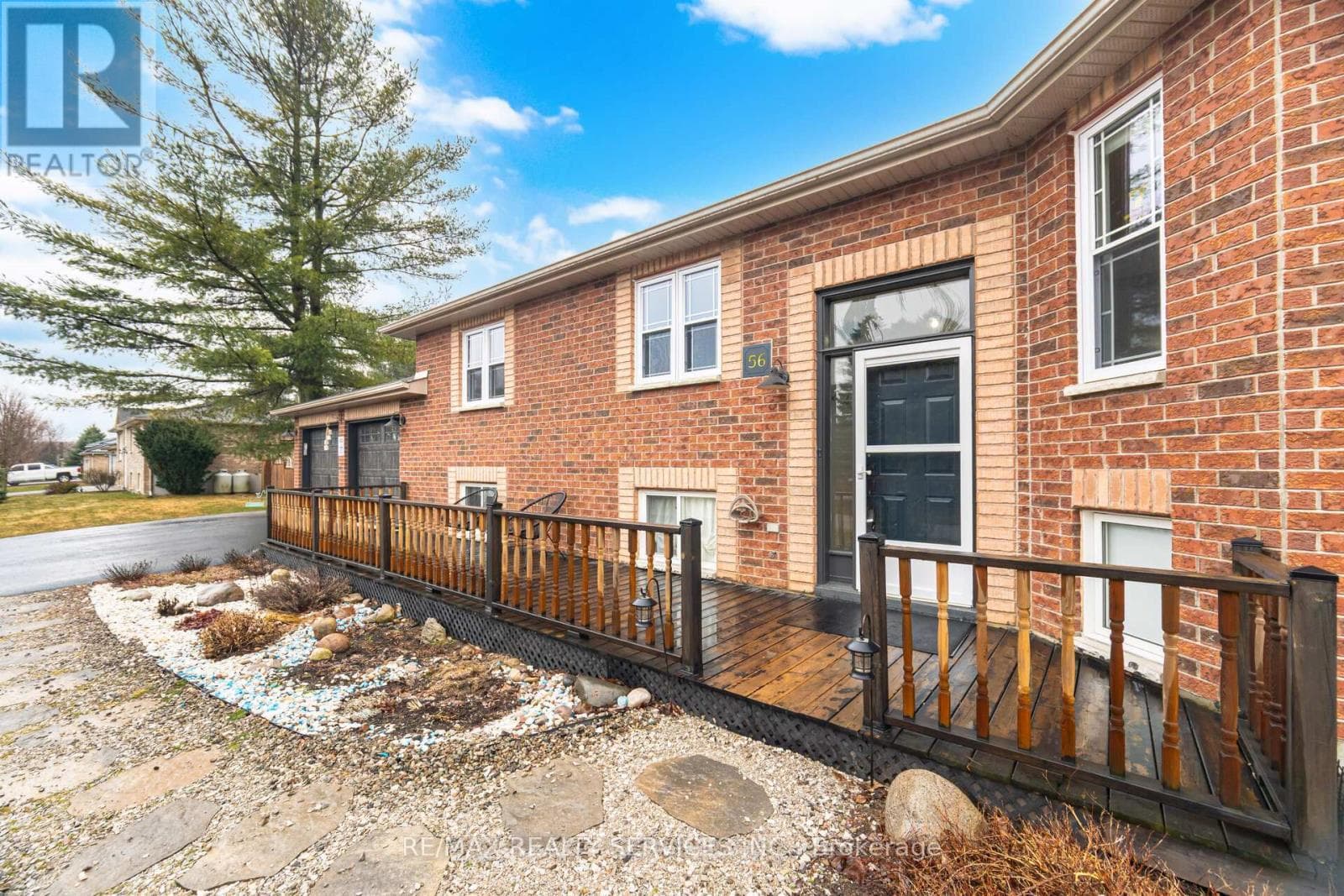 56 PRINCESS DRIVE photo 3