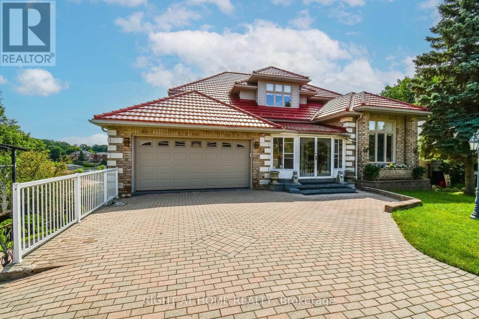6 bed 6 bath single family at 11 THACKERAY CRESCENT — $1,128,000