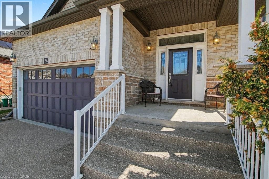 36 FREURE Drive photo 4