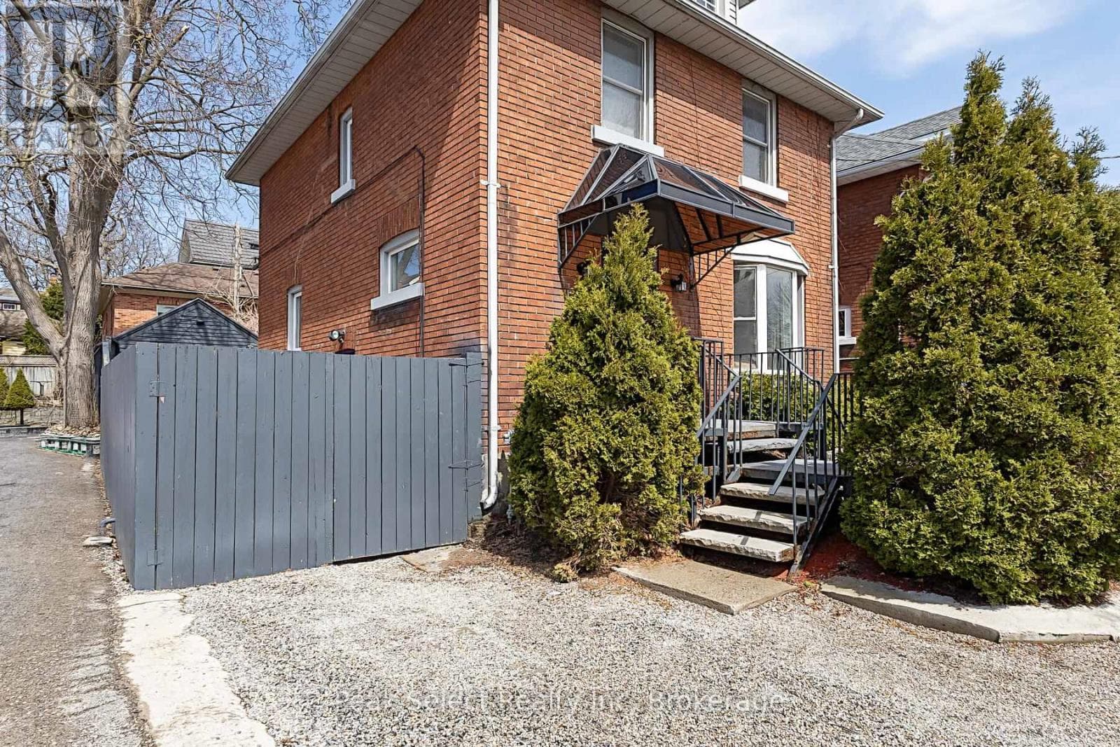 14 REBECCA STREET photo 4
