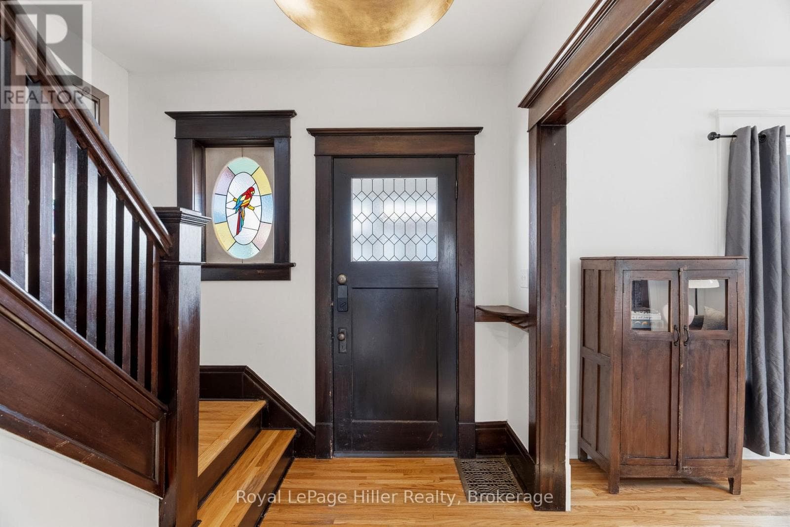 145 CALEDONIA STREET photo 4