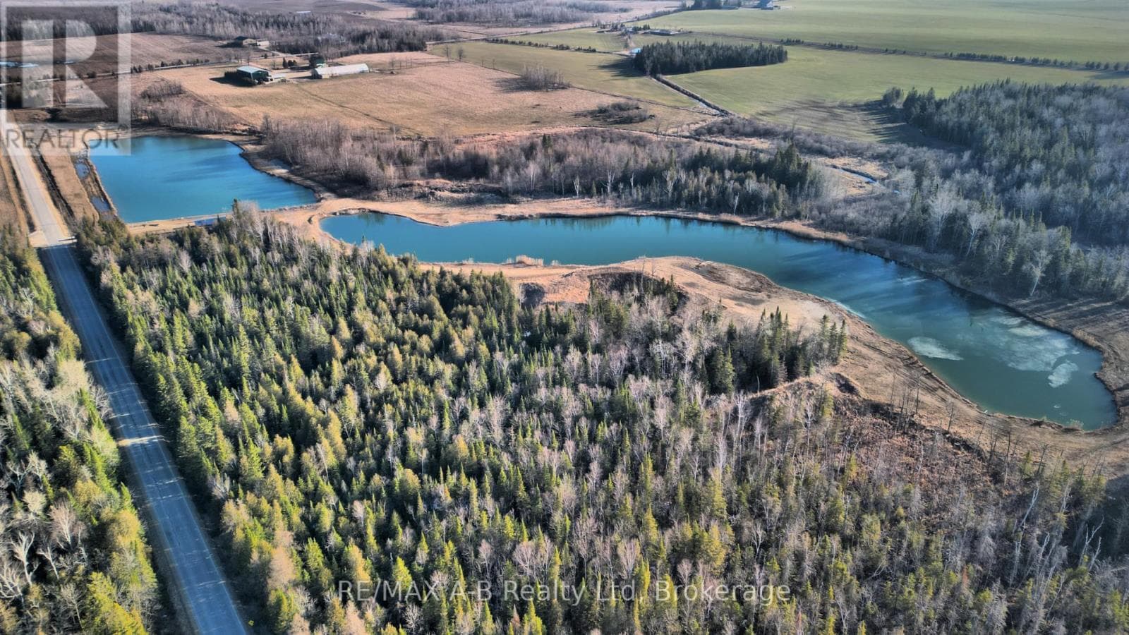 vacant land at 152149 SOUTHGATE SIDEROAD 15 — $1,450,000