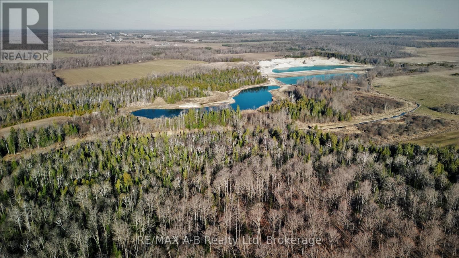 152149 SOUTHGATE SIDEROAD 15 photo 2