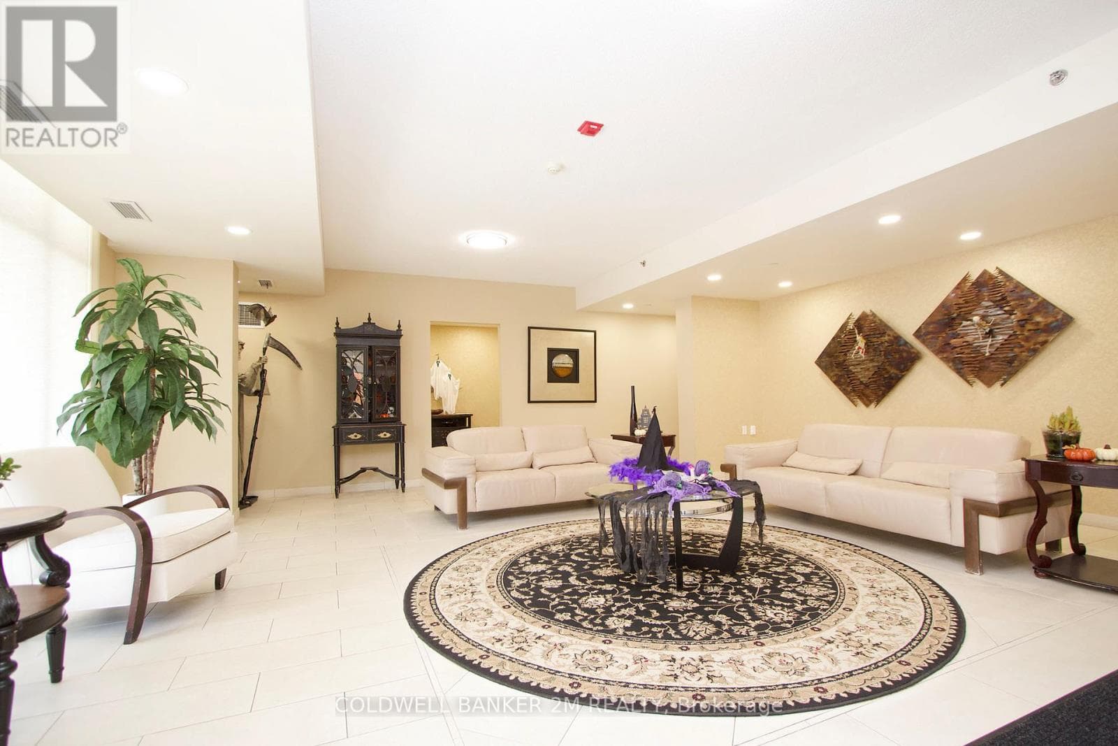 507 - 171 SHANLY STREET photo 2