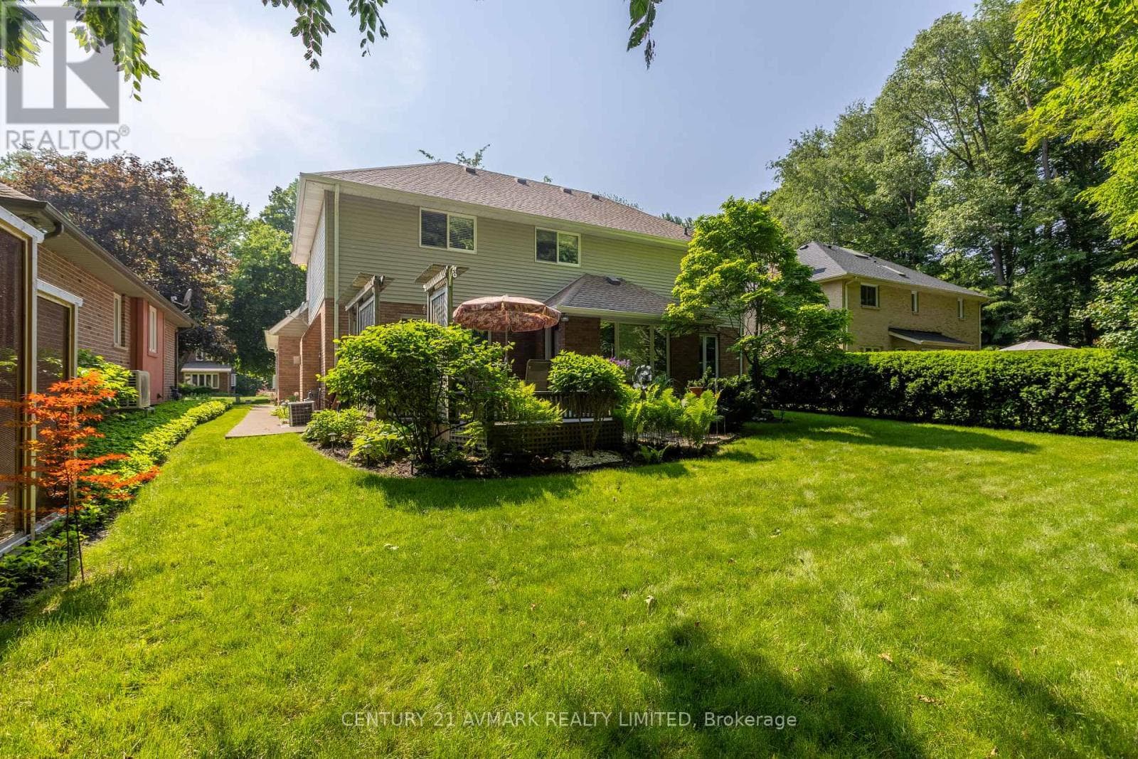 5 MILBURN DRIVE photo 3