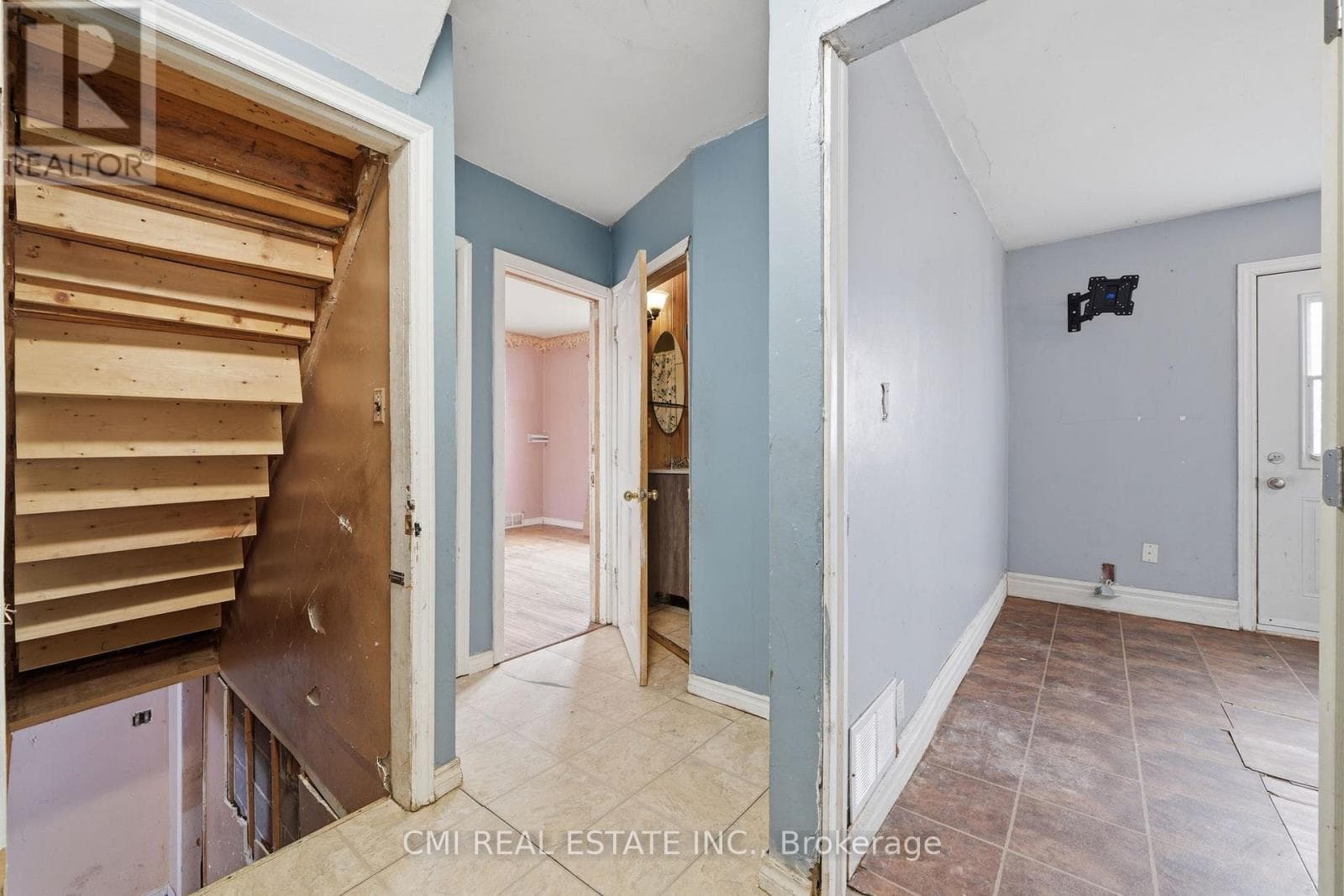 345 LINWOOD AVENUE photo 5
