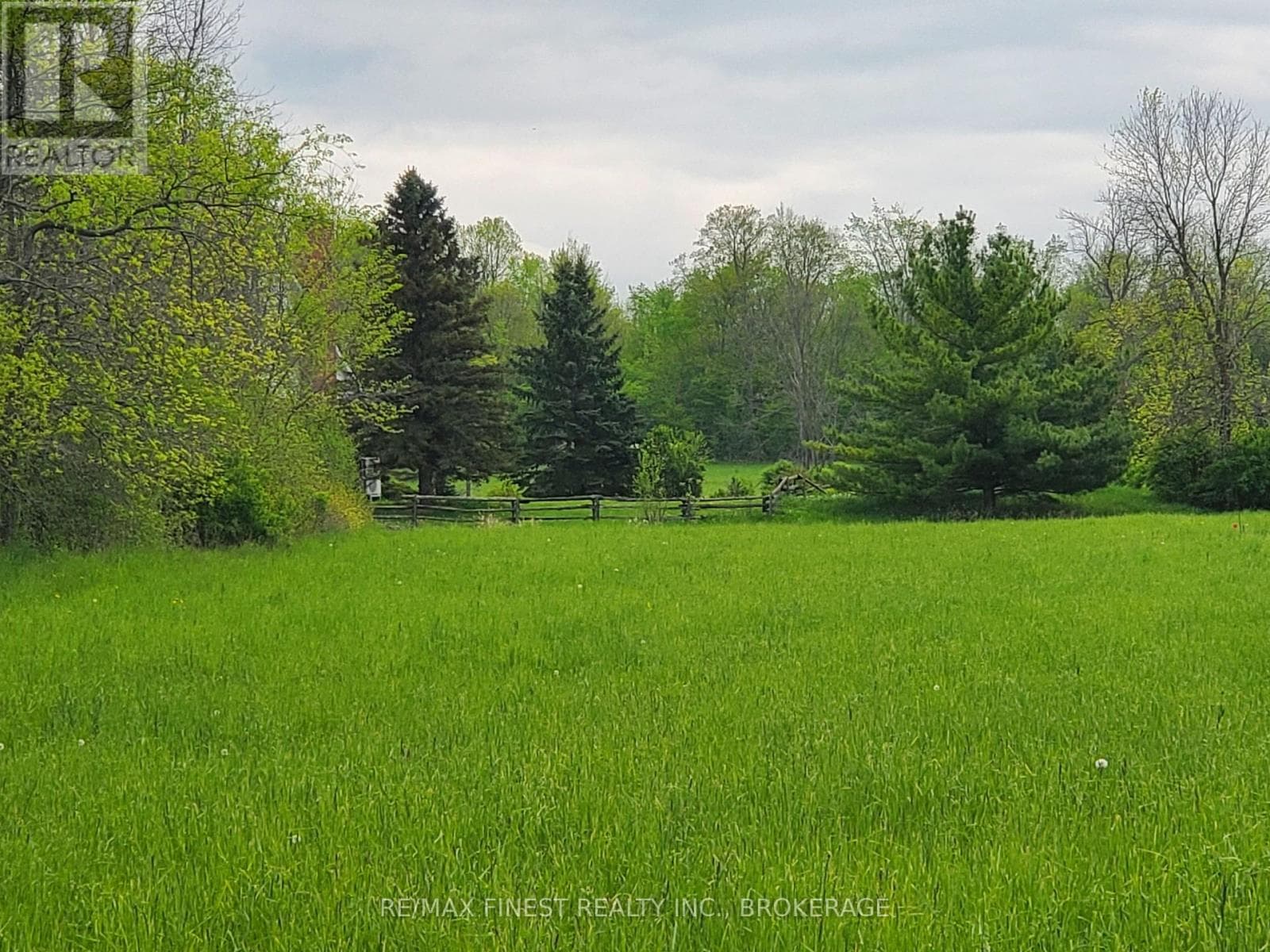 4677 PETWORTH ROAD photo 2