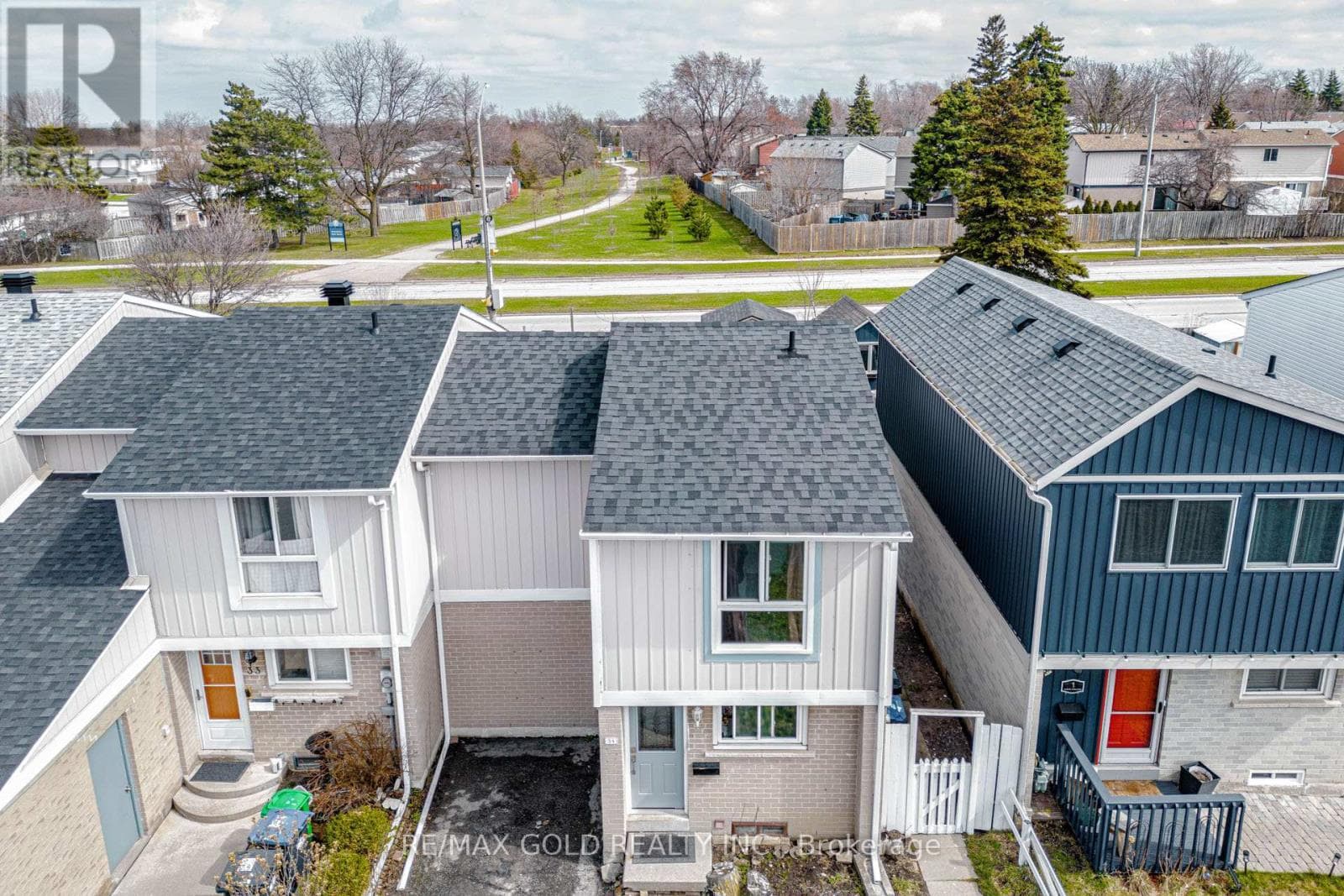 34 JACKMAN DRIVE photo 2