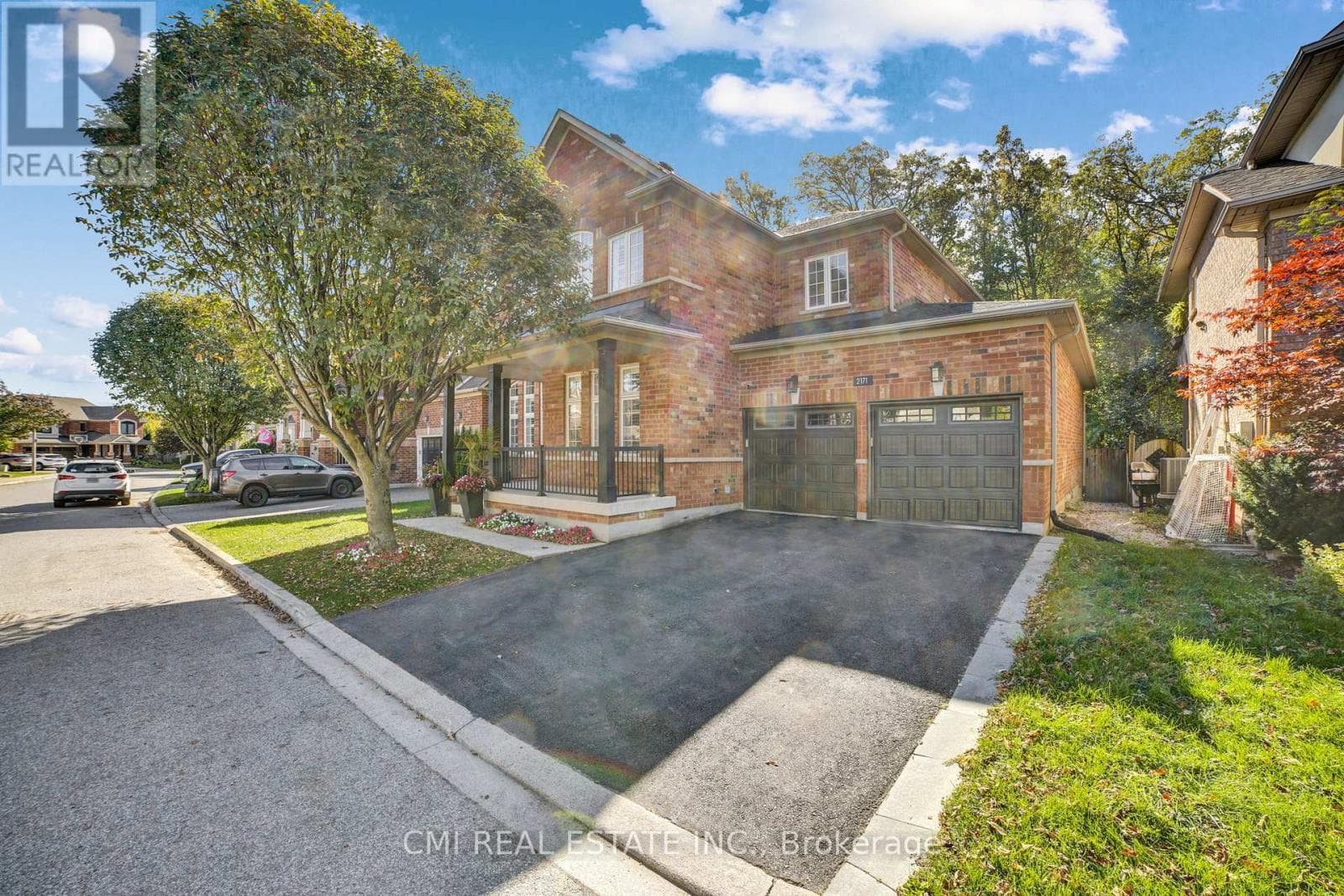 2171 JARDINE CRESCENT photo 3