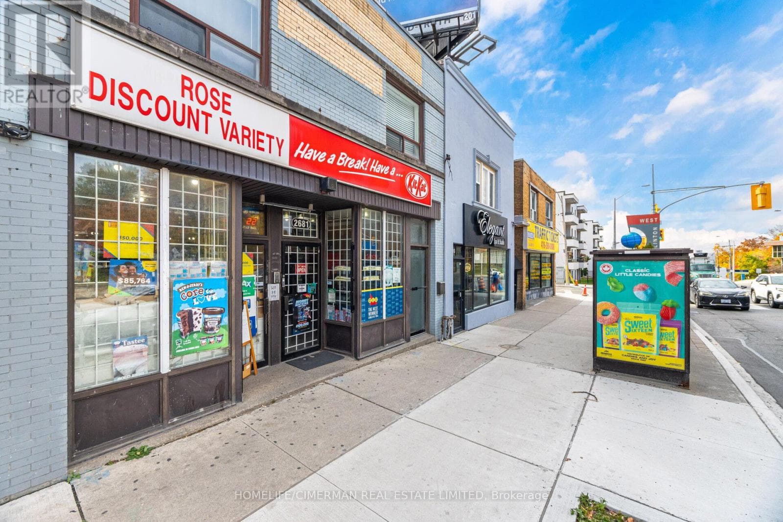 2681 EGLINTON AVENUE W photo 3