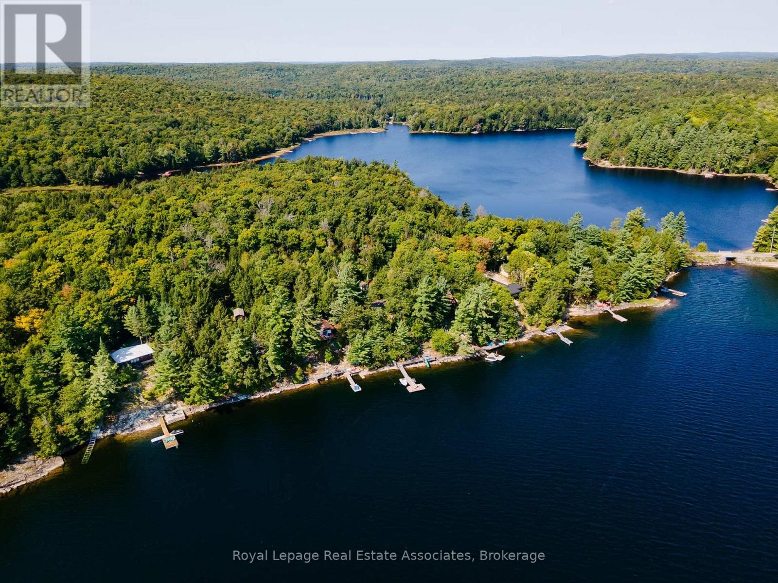 6415 KENNISIS LAKE ROAD photo 2