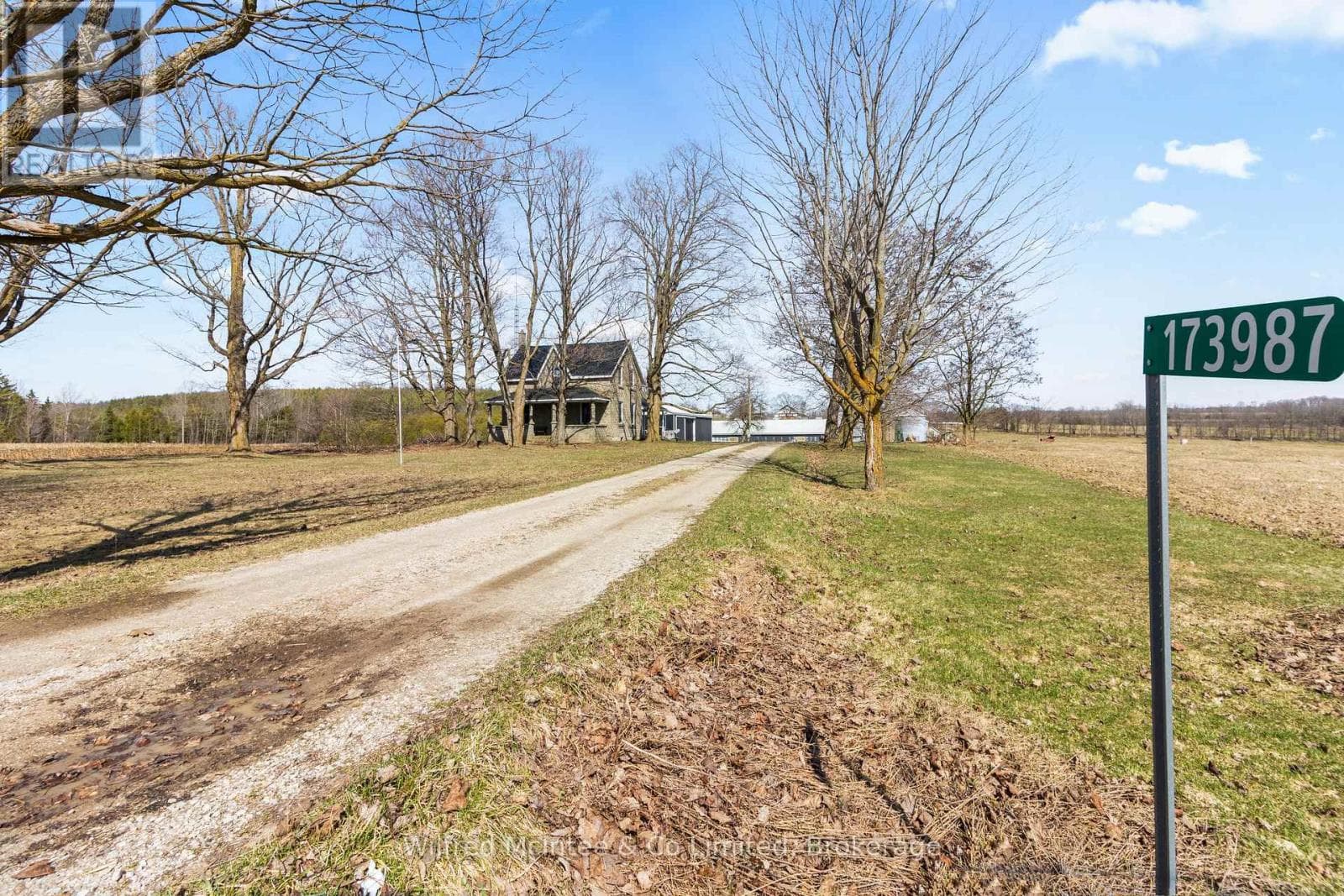 4 bed 1 bath agriculture at 173987 MULOCK ROAD — $2,100,000