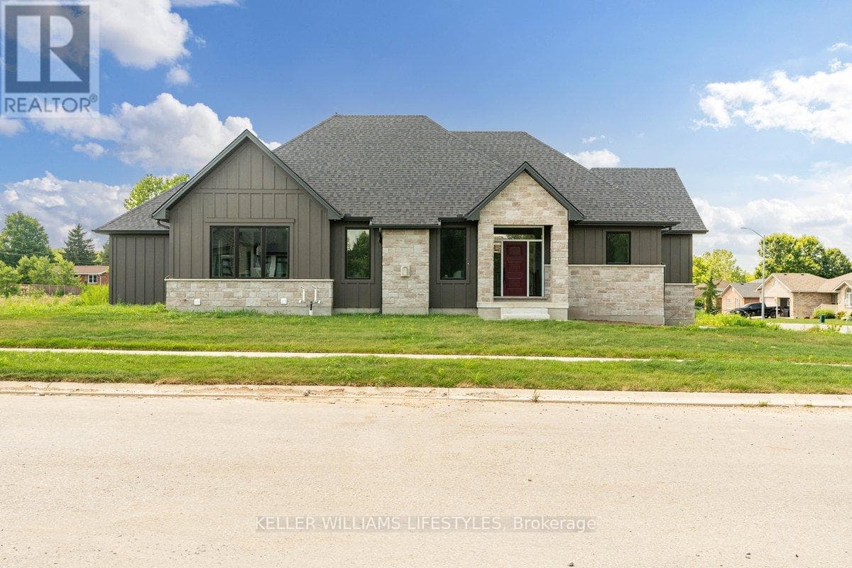 39 EAST GLEN DRIVE photo 2