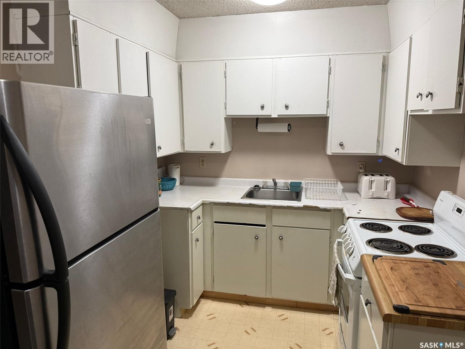 209 15 Barr STREET photo 4