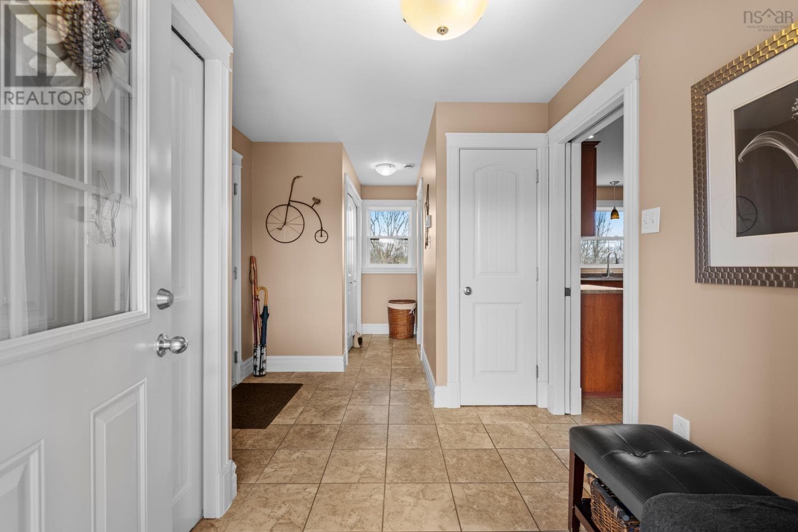 2 Golden Eagle Drive, Eagle Landing photo 4